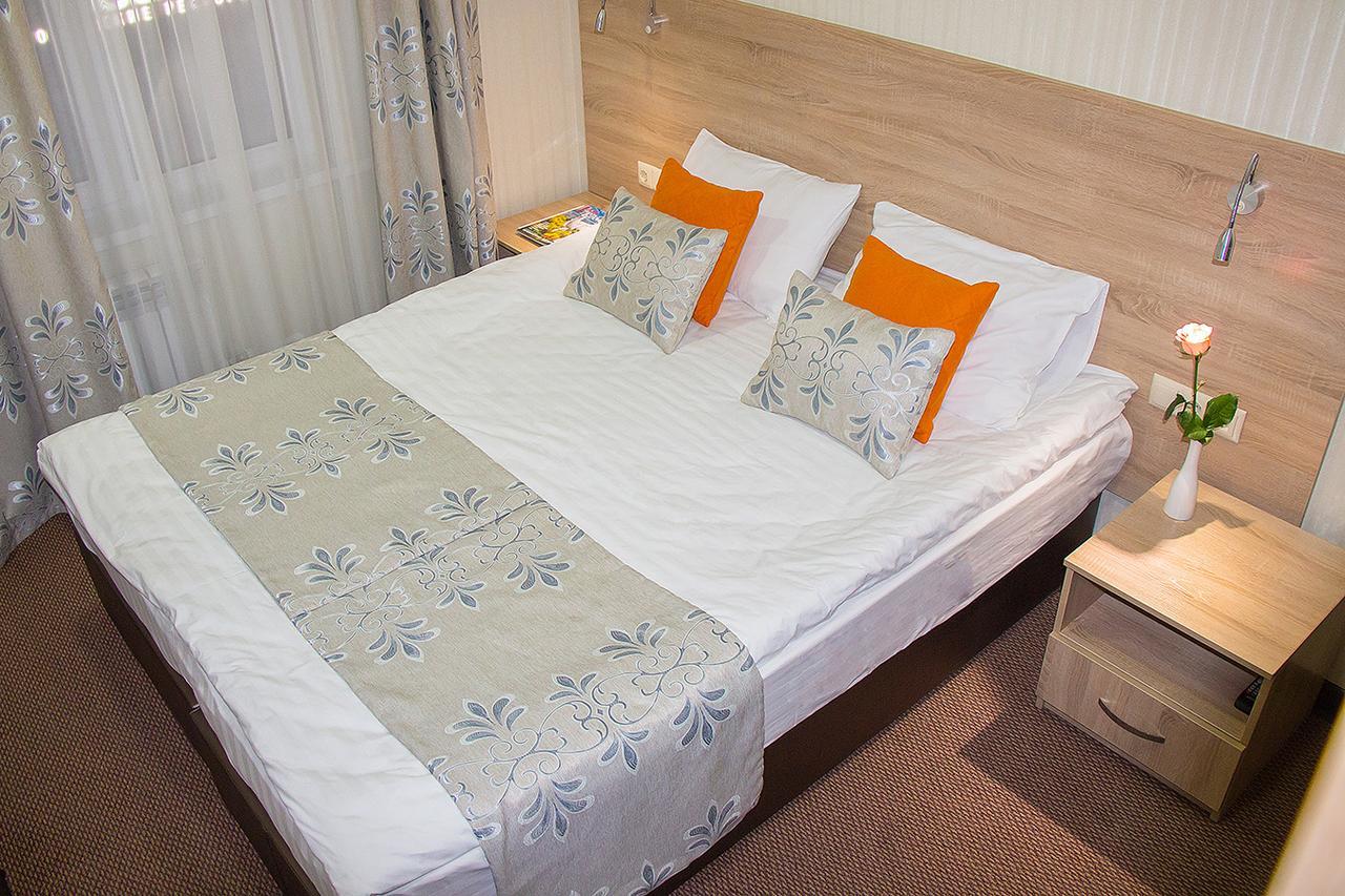 Hotel Silk Way Ałma Ata Zewnętrze zdjęcie